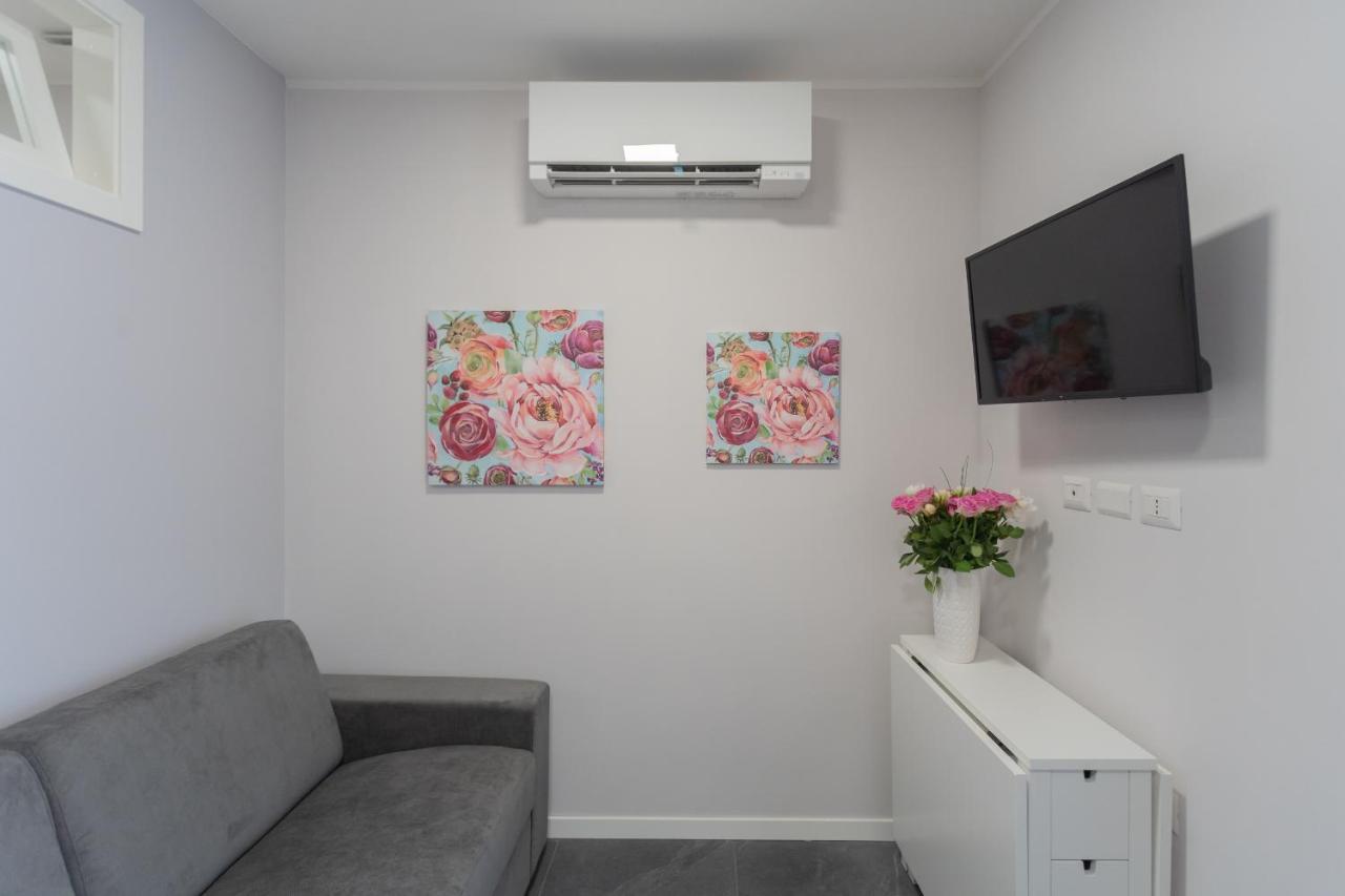 Sant'Agostino Apartments By Rent All Como Exterior foto